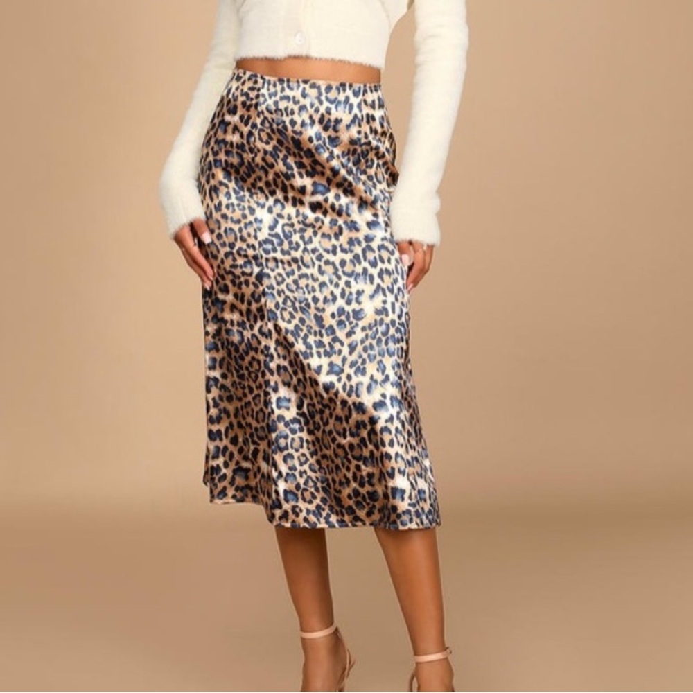 Lulus leopard blue print midi skirt size medium